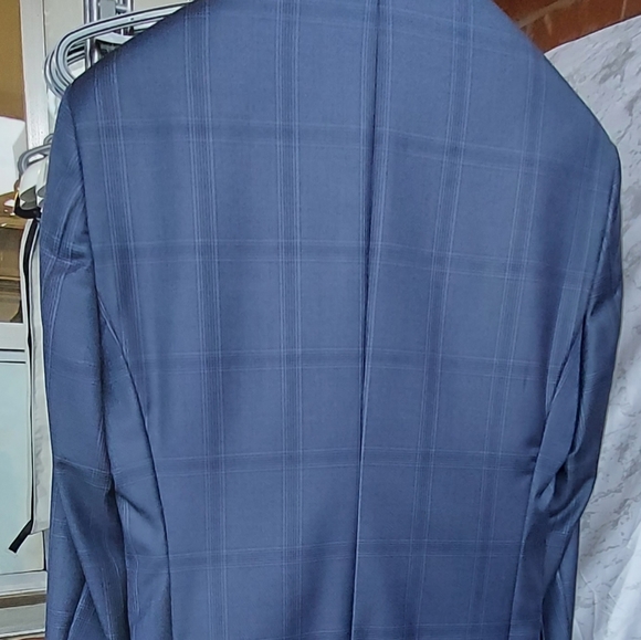 Suit - Picture 2 of 2